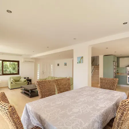 Samsara Villa *